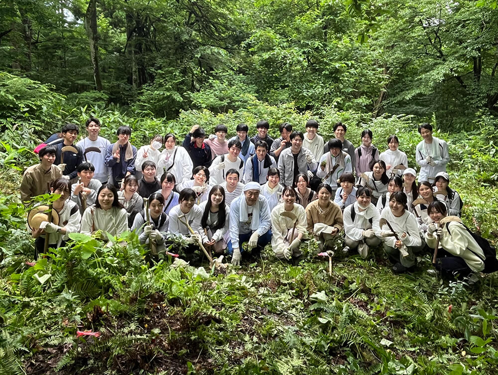 自然に触れリフレッシュした参加者たち